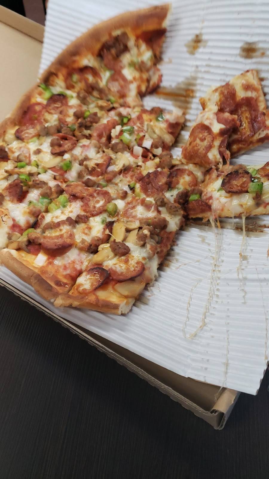 Boston Pizza | restaurant | 3300 S Mooney Blvd, Visalia, CA 93277, USA | 5596251235 OR +1 559-625-1235