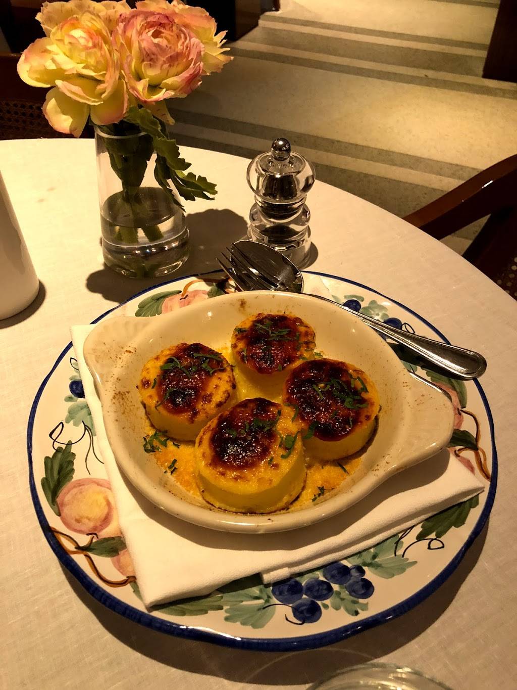 Bellini | restaurant | 33 Peck Slip, New York, NY 10038, USA | 9175725171 OR +1 917-572-5171