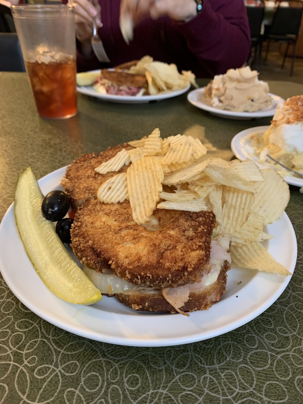 Charlottes Eats & Sweets | restaurant | 290 Main St, Keo, AR 72083, USA | 5018422123 OR +1 501-842-2123