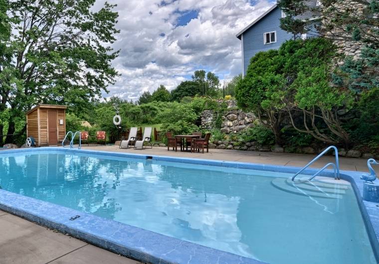 Darby Field Inn | restaurant | 185 Chase Hill Rd, Albany, NH 03818, USA | 6034472181 OR +1 603-447-2181