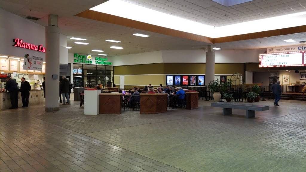 Mamma Lucia | restaurant | 9650 Main St, Fairfax, VA 22031, USA | 7034259408 OR +1 703-425-9408