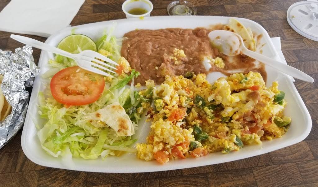 Cesar Tacos Y Gorditas | restaurant | 1106 W Davis St, Dallas, TX 75208, USA | 2149434683 OR +1 214-943-4683