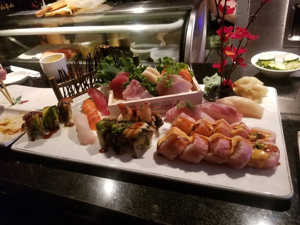 Sushi Planet | restaurant | 624 S 3rd St, Philadelphia, PA 19147, USA | 2159225000 OR +1 215-922-5000