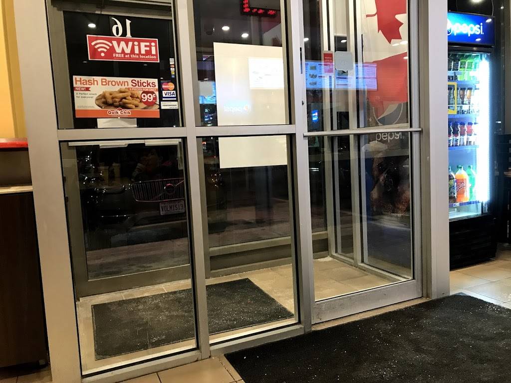 Quick Chik | restaurant | Dixie, Mississauga, ON L4X 1L4, Canada | 9058967861 OR +1 905-896-7861