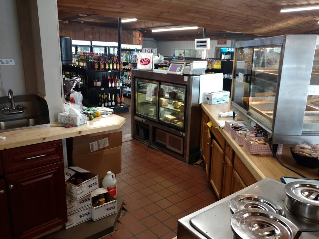 The Old Barnstead Country Store | meal takeaway | 107 Maple St, Center Barnstead, NH 03225, USA | 6032693000 OR +1 603-269-3000