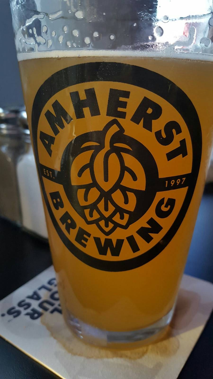 Hangar Pub and Grill | restaurant | 1350 East St, Pittsfield, MA 01201, USA | 4134969464 OR +1 413-496-9464