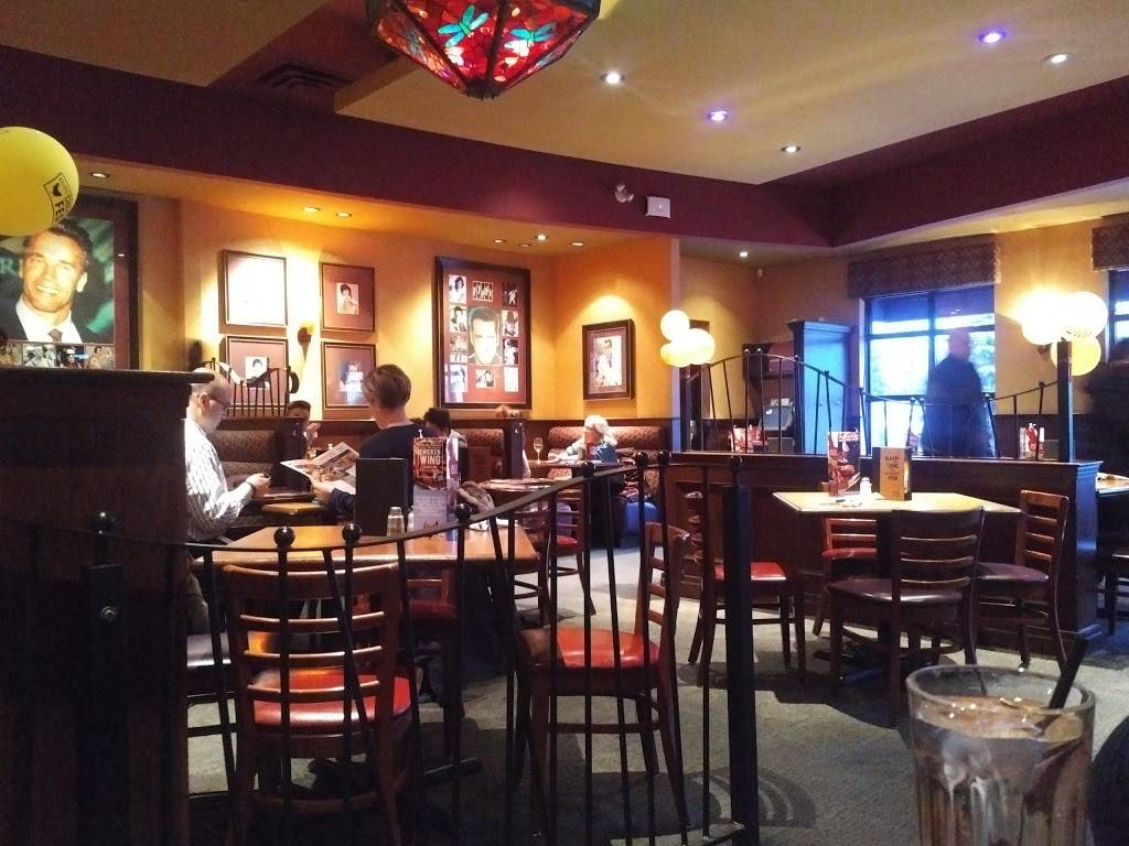 Kelseys Original Roadhouse | restaurant | 195 Consumers Dr, Whitby, ON L1N 1C4, Canada | 9056650605 OR +1 905-665-0605