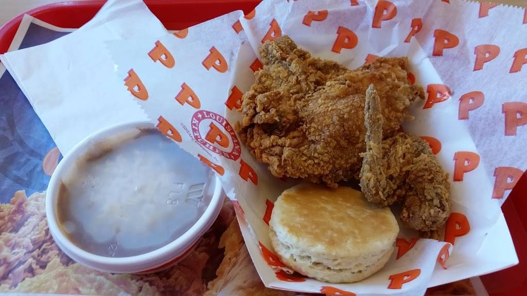 Popeyes Louisiana Kitchen | restaurant | 220 W 66th St, Richfield, MN 55423, USA | 6122081057 OR +1 612-208-1057