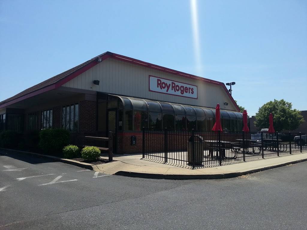 Roy Rogers | restaurant | 14000 H G Trueman Rd, Solomons, MD 20688, USA | 4103264290 OR +1 410-326-4290
