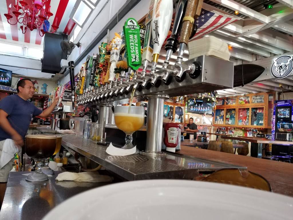 Mutt Lynchs | restaurant | 2300 W Oceanfront, Newport Beach, CA 92663, USA | 9496751556 OR +1 949-675-1556