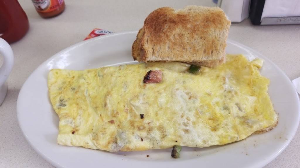 Fedeles Coffee Shop and Restaurant | restaurant | 13 Central St, Southbridge, MA 01550, USA | 5087648019 OR +1 508-764-8019