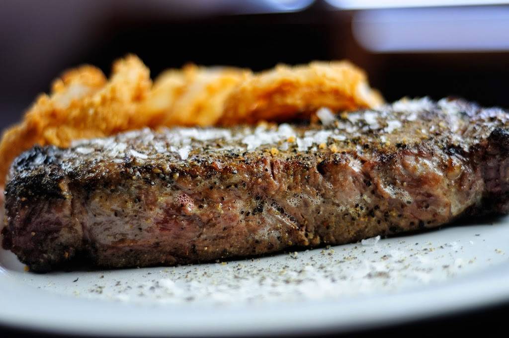 Famous Steak House | night club | 31 N Tejon St, Colorado Springs, CO 80903, USA | 7192277333 OR +1 719-227-7333