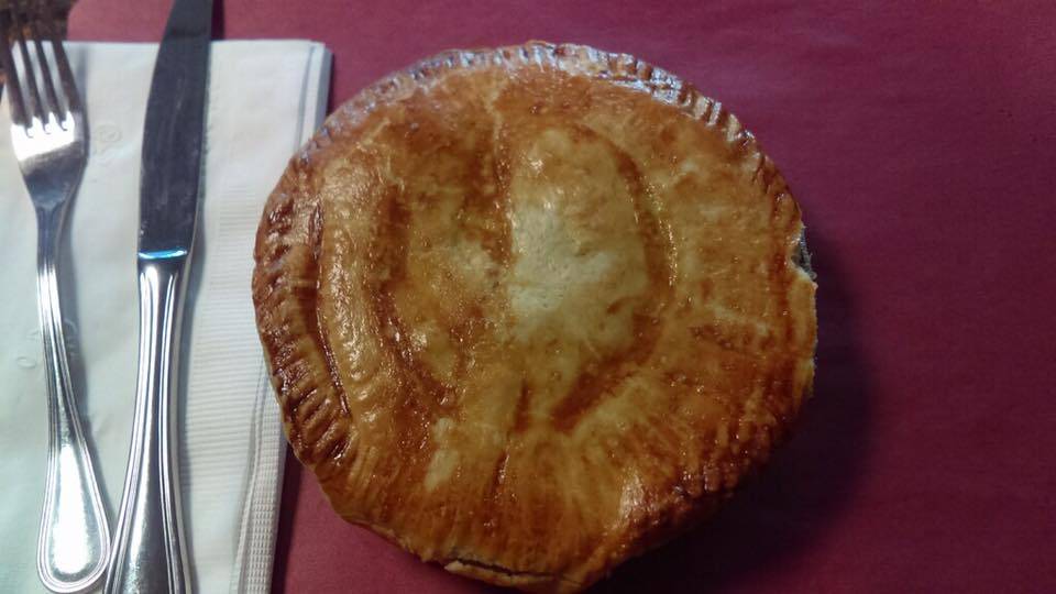 Babes Cafe And Catering | restaurant | 38 1/2 Bedford Street, Cohoes, NY 12047, USA | 5182382271 OR +1 518-238-2271