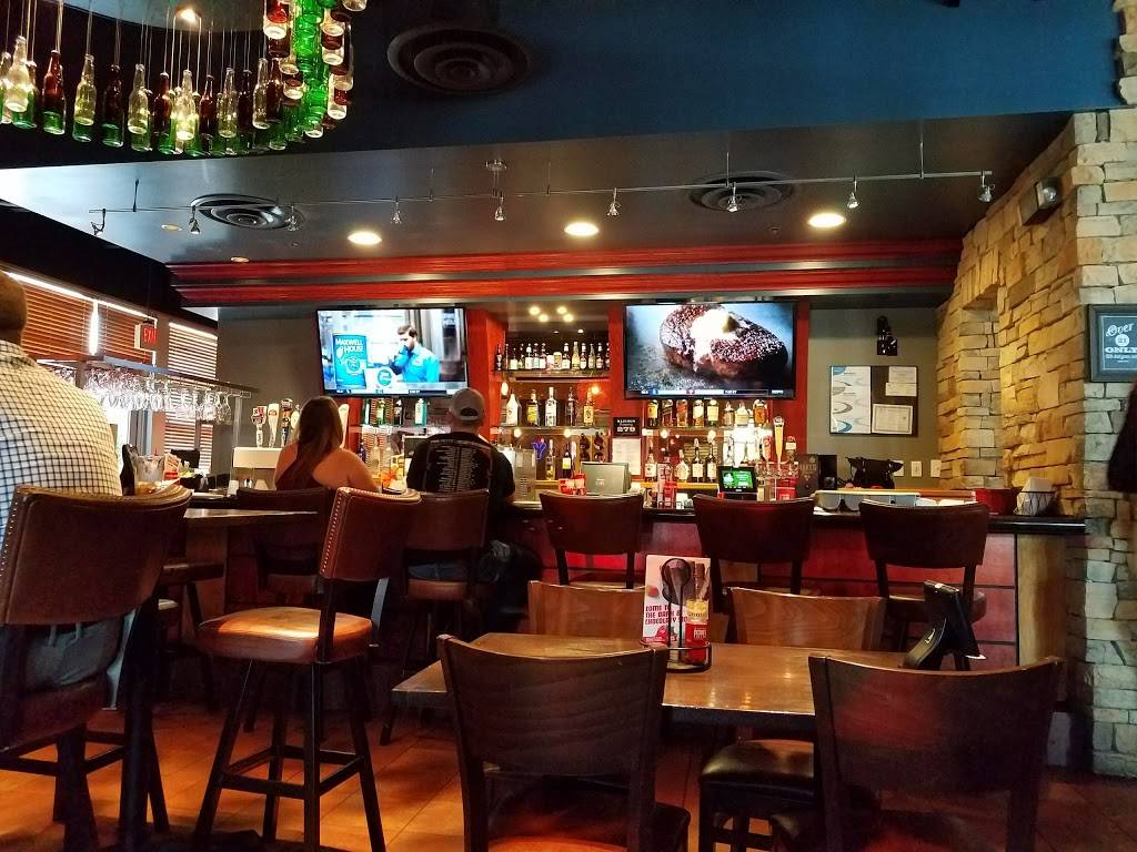 Red Robin Gourmet Burgers and Brews | restaurant | 365 South Perry Rd, Plainfield, IN 46168, USA | 3178392400 OR +1 317-839-2400