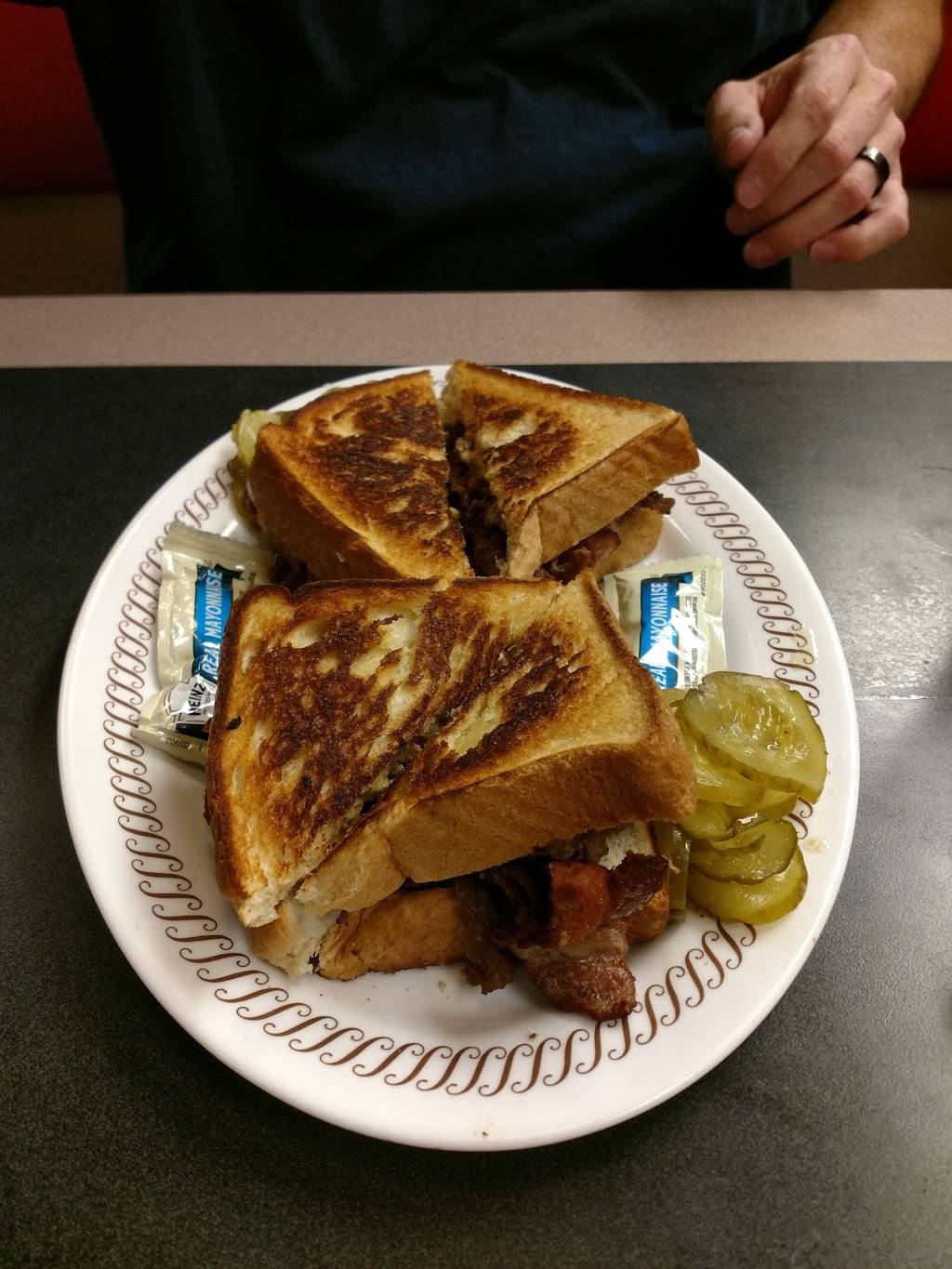 Waffle House | meal takeaway | 2207 Hwy 11 N, Picayune, MS 39466, USA | 6018899977 OR +1 601-889-9977