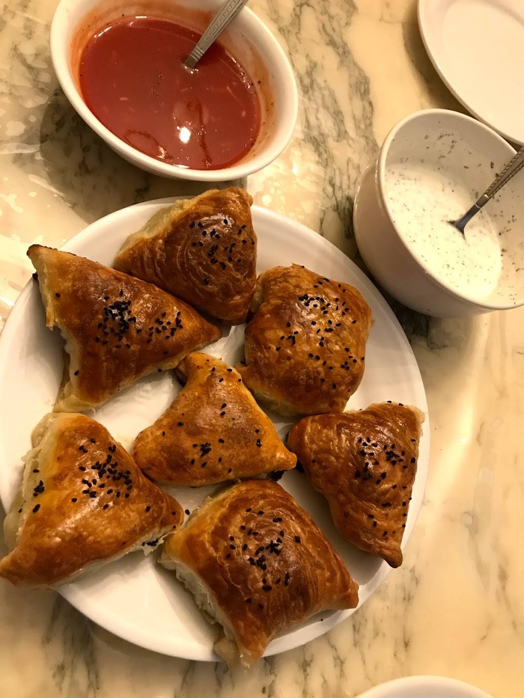 Karvon Restaurant | restaurant | 3433A Simpson Ferry Rd, Camp Hill, PA 17011, USA | 7173179944 OR +1 717-317-9944