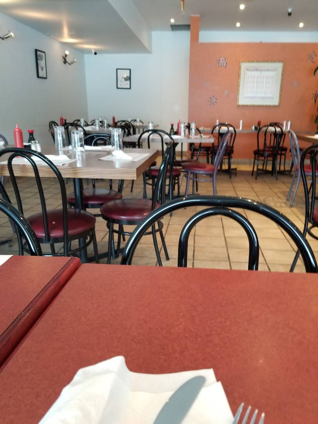 Restaurant Nouilles Impériales | meal takeaway | 12000 Boulevard Armand-Bombardier, Montréal, QC H1E 1M5, Canada | 5148816116 OR +1 514-881-6116