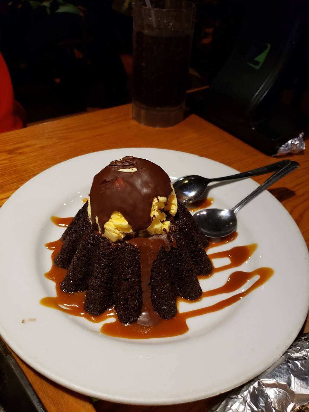 Chilis Grill & Bar | meal takeaway | 2262 Daniels St, Manteca, CA 95337, USA | 2098245200 OR +1 209-824-5200