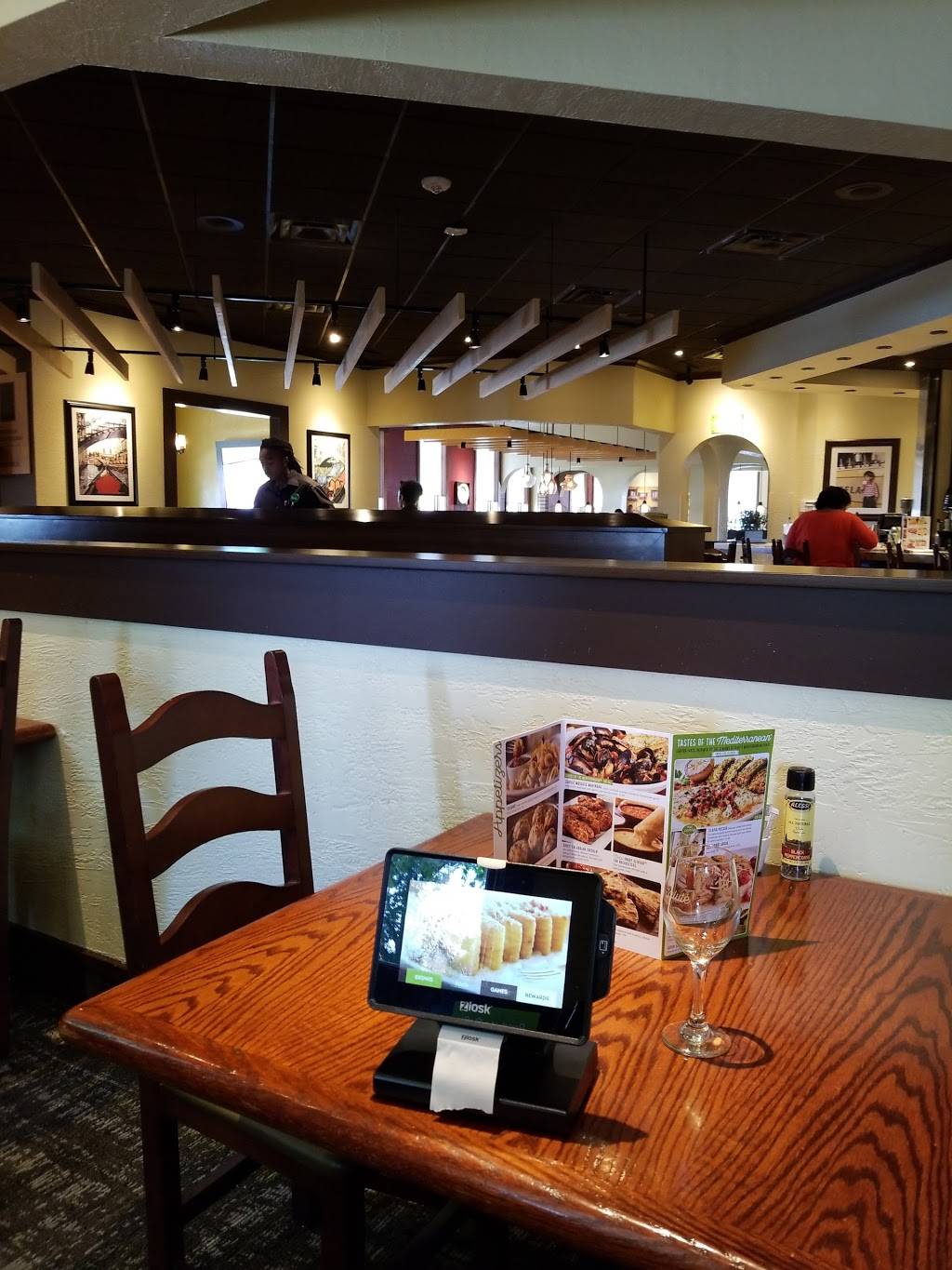 Olive Garden Italian Restaurant | meal takeaway | 1049 W Mercury Blvd, Hampton, VA 23666, USA | 7578258874 OR +1 757-825-8874