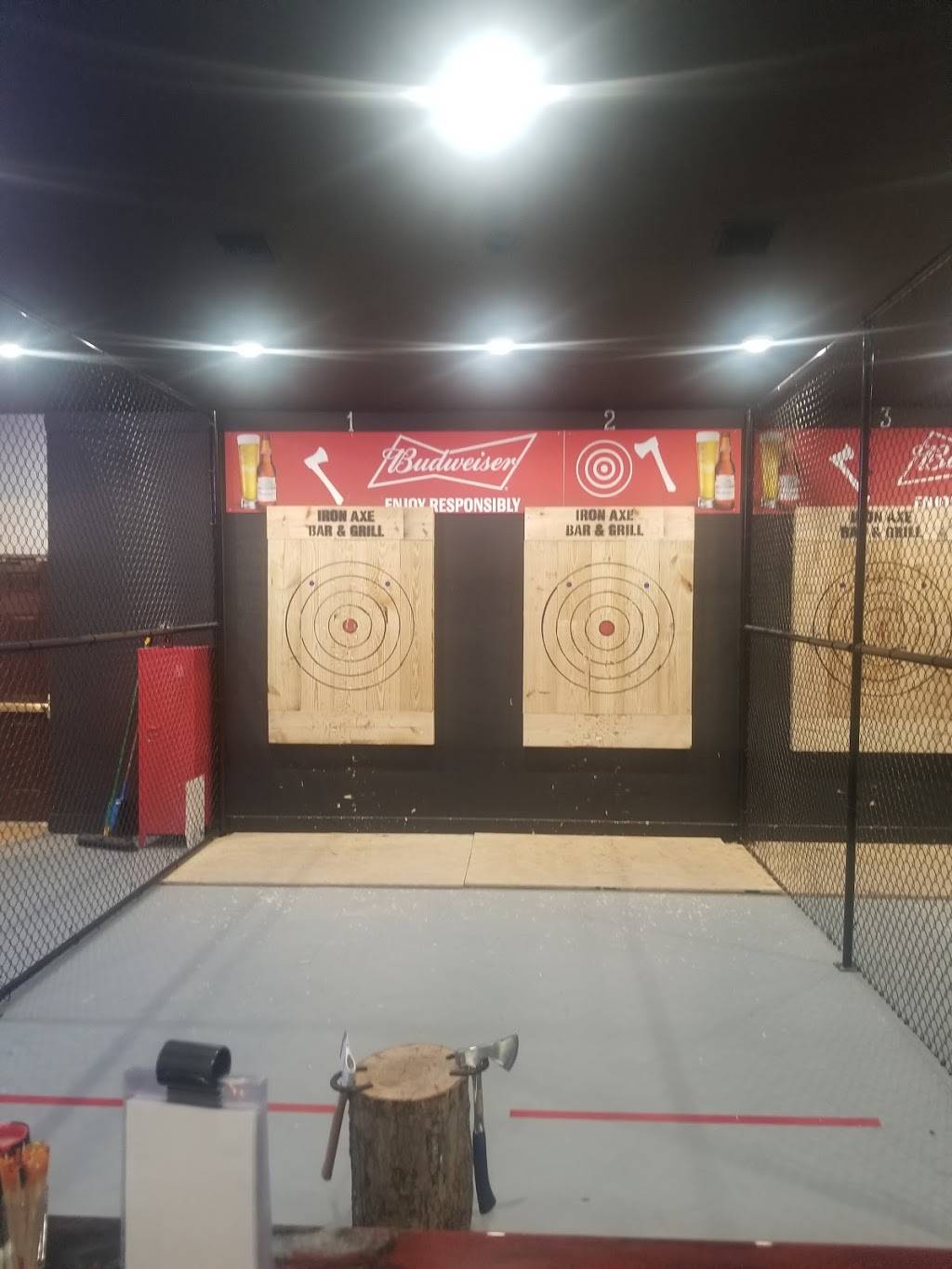 Iron Axe Bar & Grill | restaurant | 2842 S Ridgewood Ave, South Daytona, FL 32119, USA | 3862389170 OR +1 386-238-9170