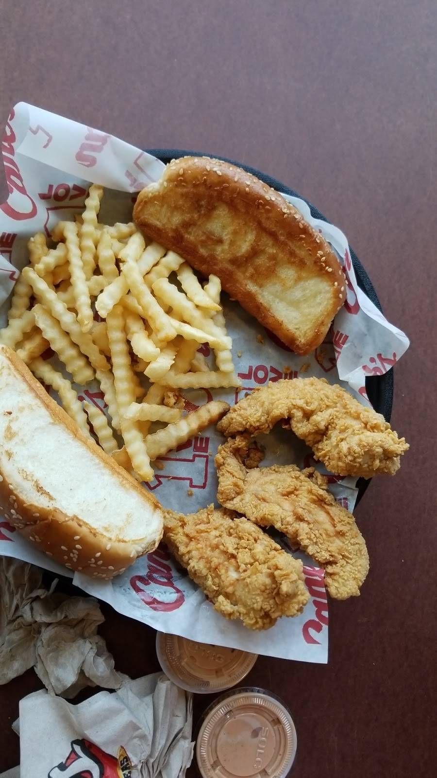 Raising Canes Chicken Fingers | meal takeaway | 2249 N Tustin St, Orange, CA 92865, USA | 7142821886 OR +1 714-282-1886