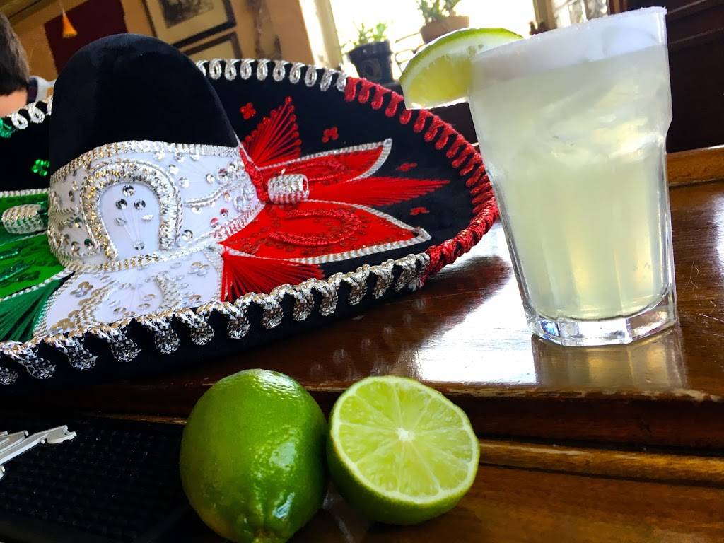 Luchitas Mexican Restaurant | restaurant | 3456 W 117th St, Cleveland, OH 44111, USA | 2162521169 OR +1 216-252-1169