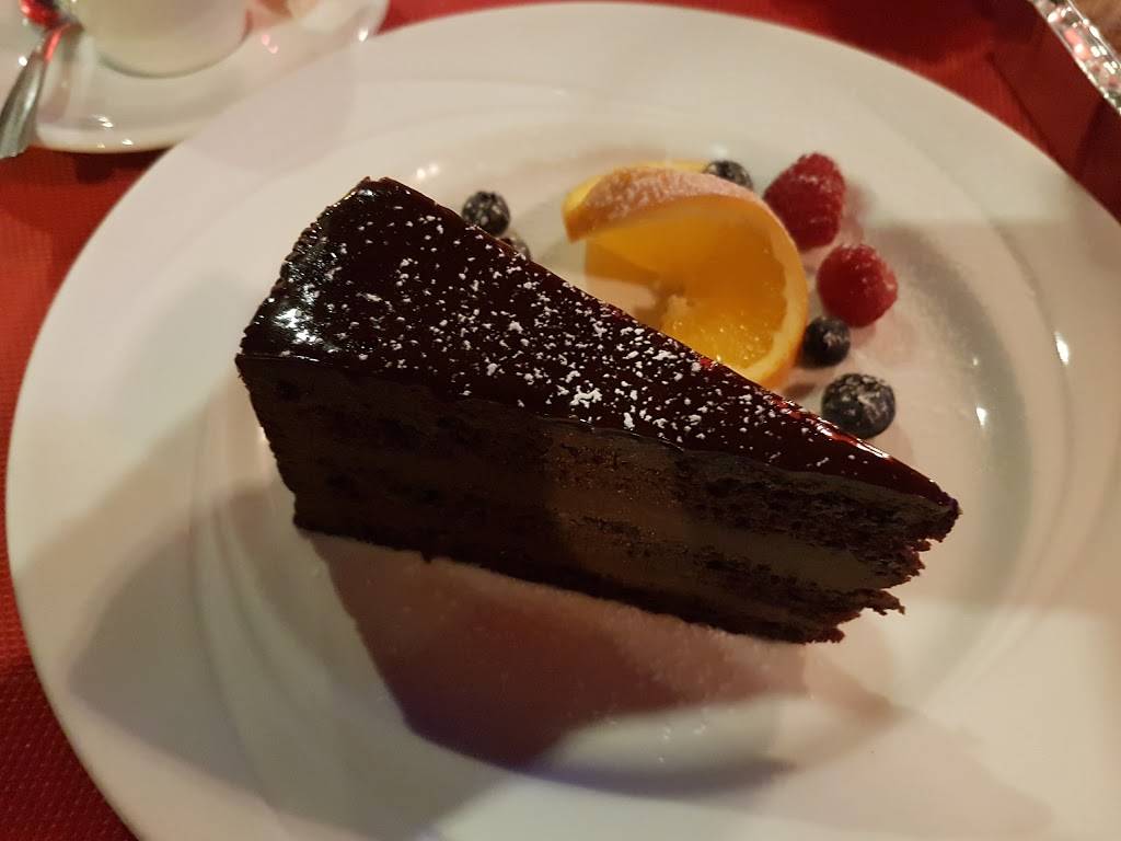 Gusto Saveurs Authentiques | restaurant | 3745 Rue du Campanile, Québec, QC G1X 4G5, Canada | 4186588860 OR +1 418-658-8860