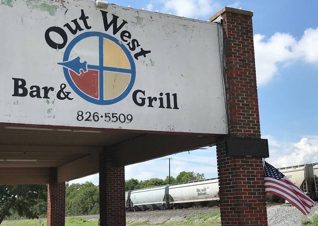 Out West Bar & Grill | restaurant | 301 S Main St, West, TX 76691, USA | 2548265509 OR +1 254-826-5509