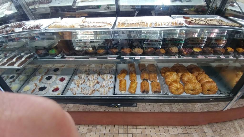 Dyker Park Bagels | cafe | 713 86th St, Brooklyn, NY 11228, USA | 7188366336 OR +1 718-836-6336