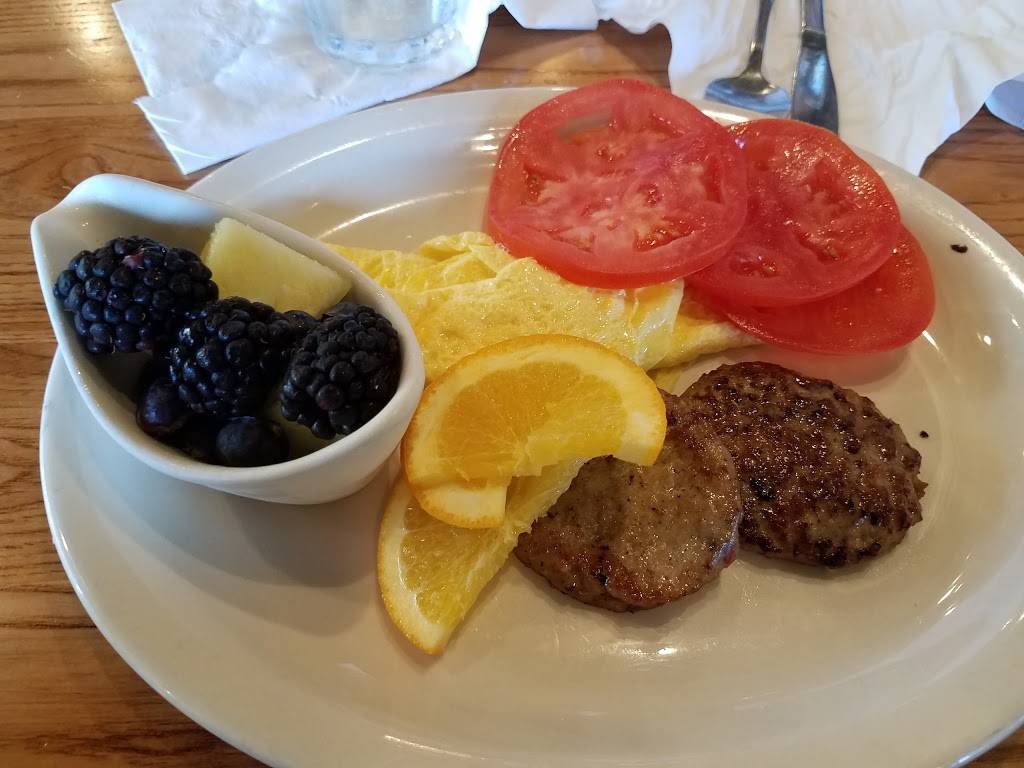 Cracker Barrel Old Country Store | restaurant | 2411 Metrocentre Blvd, West Palm Beach, FL 33407, USA | 5616860660 OR +1 561-686-0660