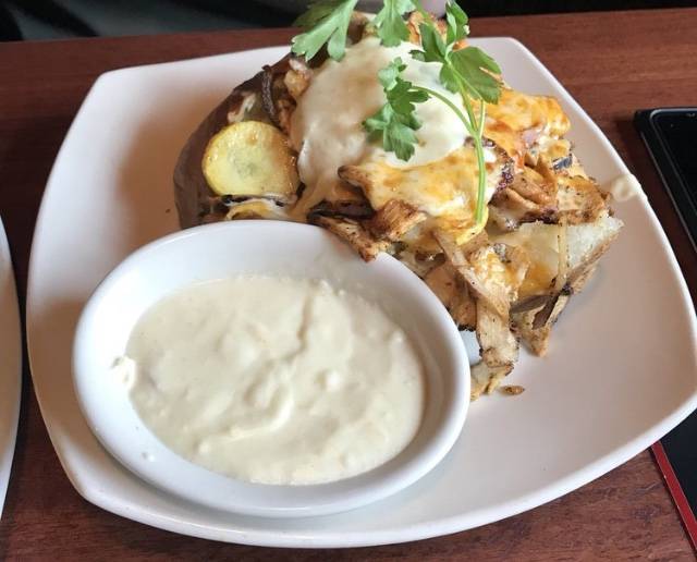 Claim Jumper Restaurants | restaurant | 43330 Pacific Commons Blvd, Fremont, CA 94538, USA | 5104451850 OR +1 510-445-1850