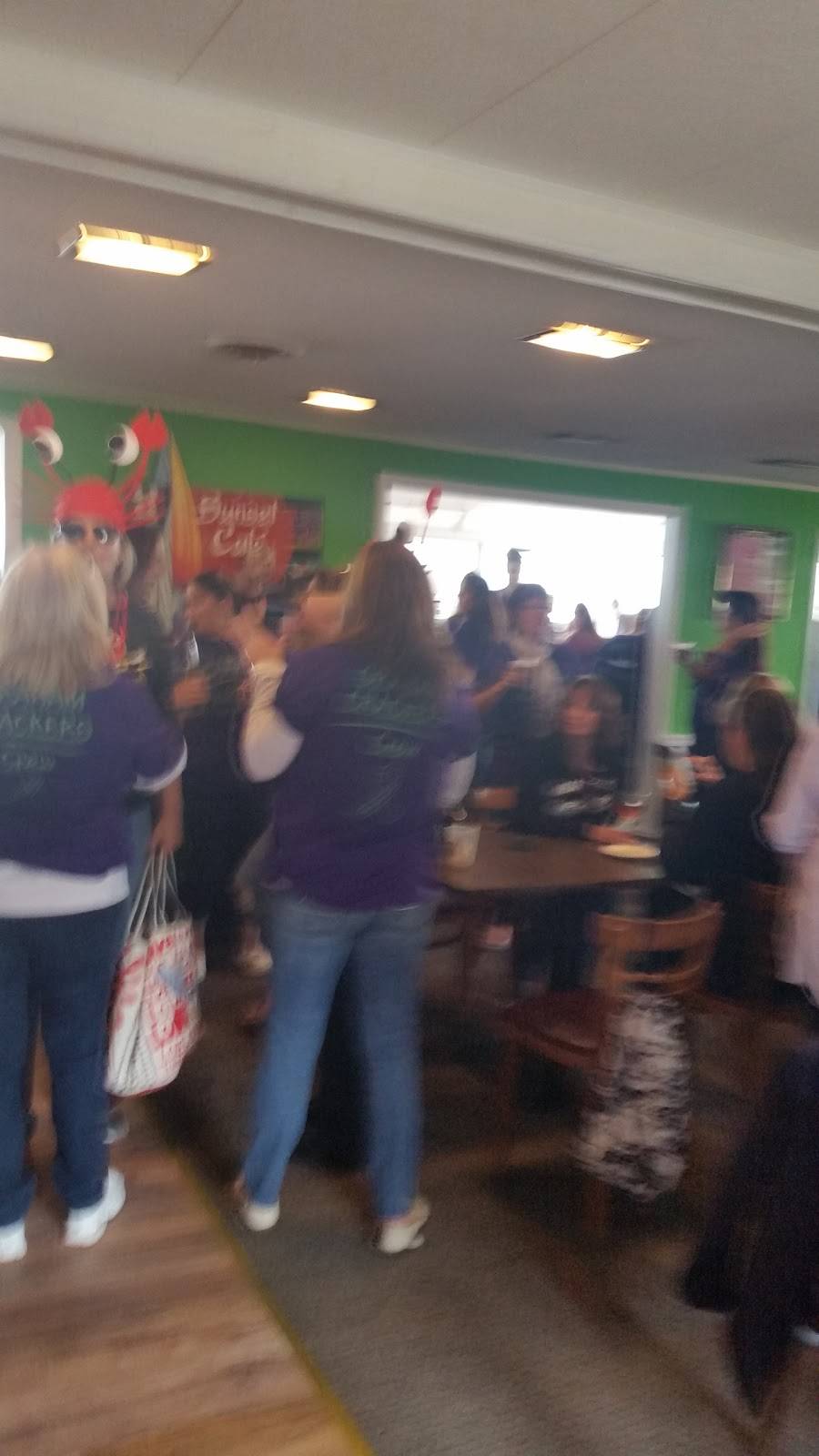 Sunset Cafe | restaurant | 111 River Rd, Chesapeake City, MD 21915, USA | 4108852270 OR +1 410-885-2270