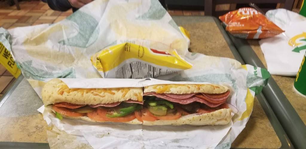 Subway Restaurants | restaurant | 3474 US-84 W, Blackshear, GA 31516, USA | 9124491956 OR +1 912-449-1956