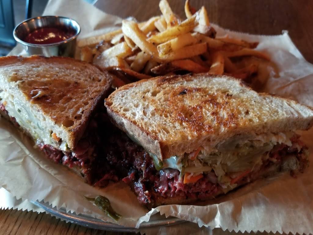 Tela Bar + Kitchen | restaurant | 1212 Springfield Pike, Cincinnati, OH 45215, USA | 5138218352 OR +1 513-821-8352