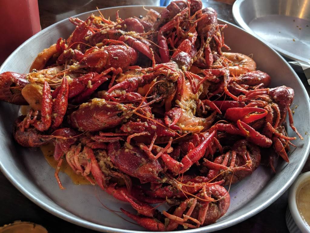 Crazy Cajun | restaurant | 8578 Edinburgh Centre Dr, Brooklyn Park, MN 55443, USA | 7635687085 OR +1 763-568-7085