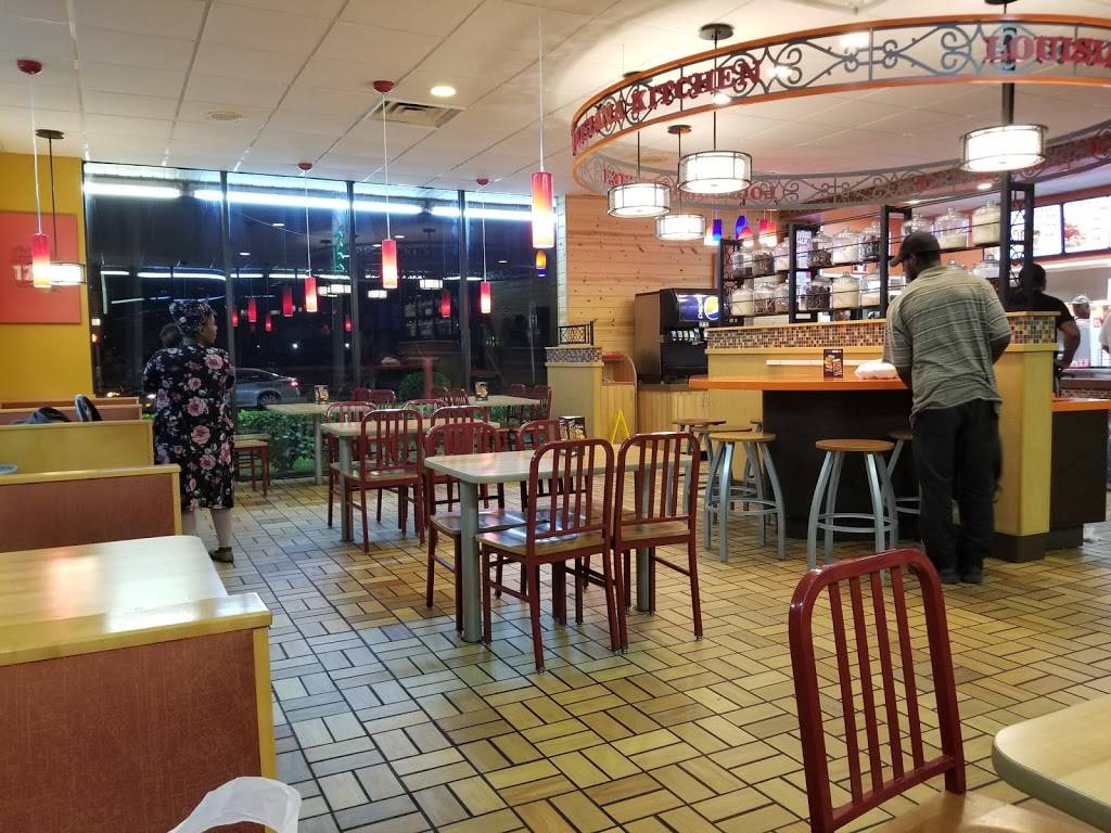 Popeyes Louisiana Kitchen | restaurant | 45 N Orange Blossom Trail, Orlando, FL 32805, USA | 4078434343 OR +1 407-843-4343