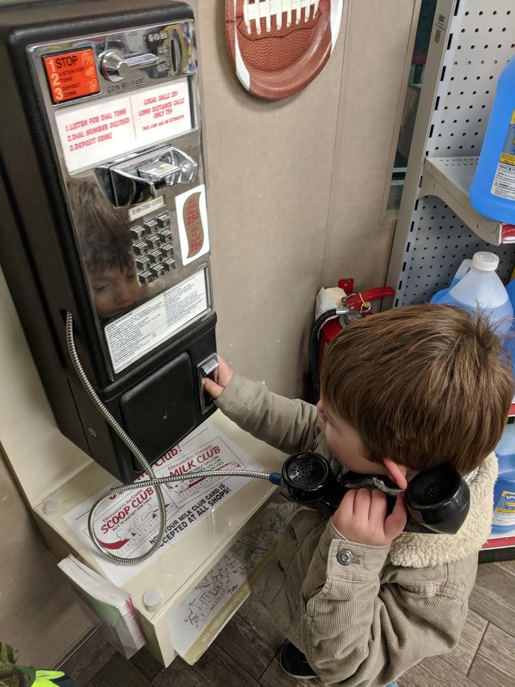 Stewarts Shops | cafe | 1433 U.S. 9, Queensbury, NY 12804, USA | 5187920385 OR +1 518-792-0385