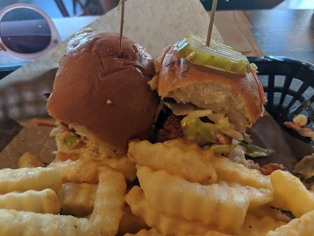 FireBirds Chicken | restaurant | 4155 University Ave, San Diego, CA 92105, USA | 6193268235 OR +1 619-326-8235