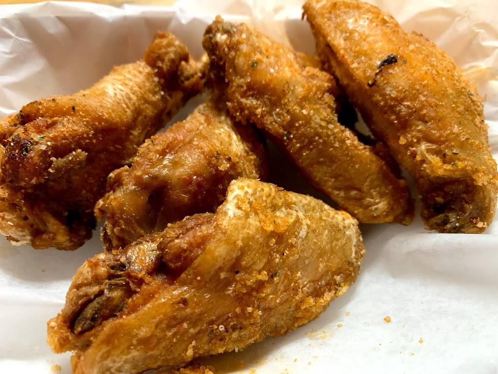 Golden Flame Hot Wings | meal delivery | 5865 Stetson Hills Blvd #120, Colorado Springs, CO 80923, USA | 7195709464 OR +1 719-570-9464