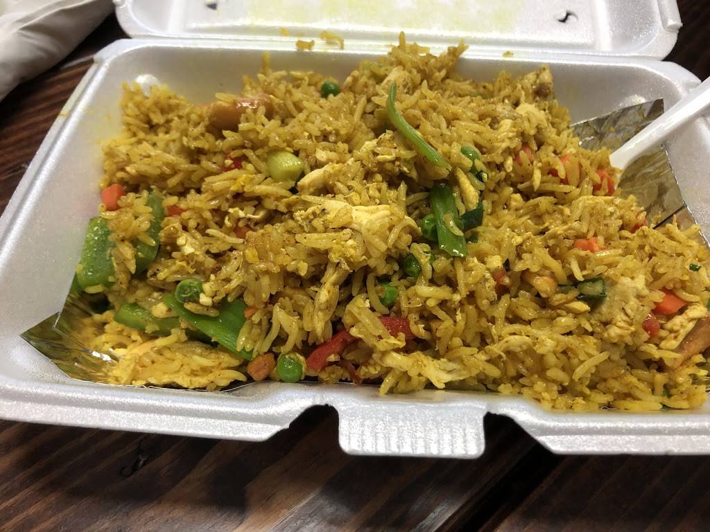 Little Siam | restaurant | 208 W Wisconsin Ave, Neenah, WI 54956, USA | 9202156537 OR +1 920-215-6537