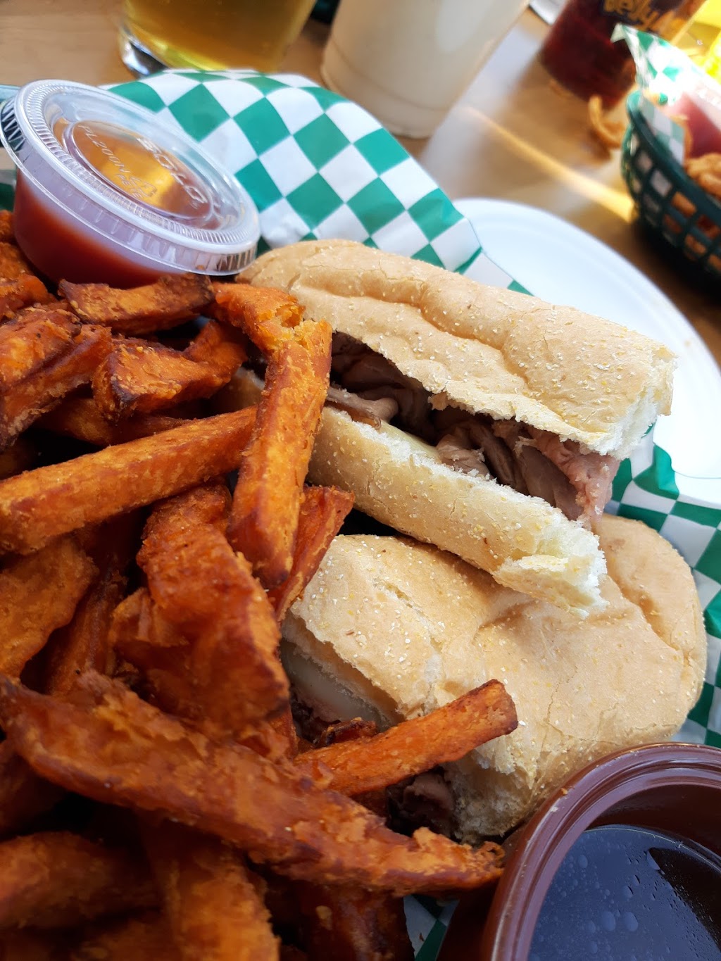 Belly Acres | restaurant | 6130 Poplar Ave, Memphis, TN 38119, USA | 9017077638 OR +1 901-707-7638