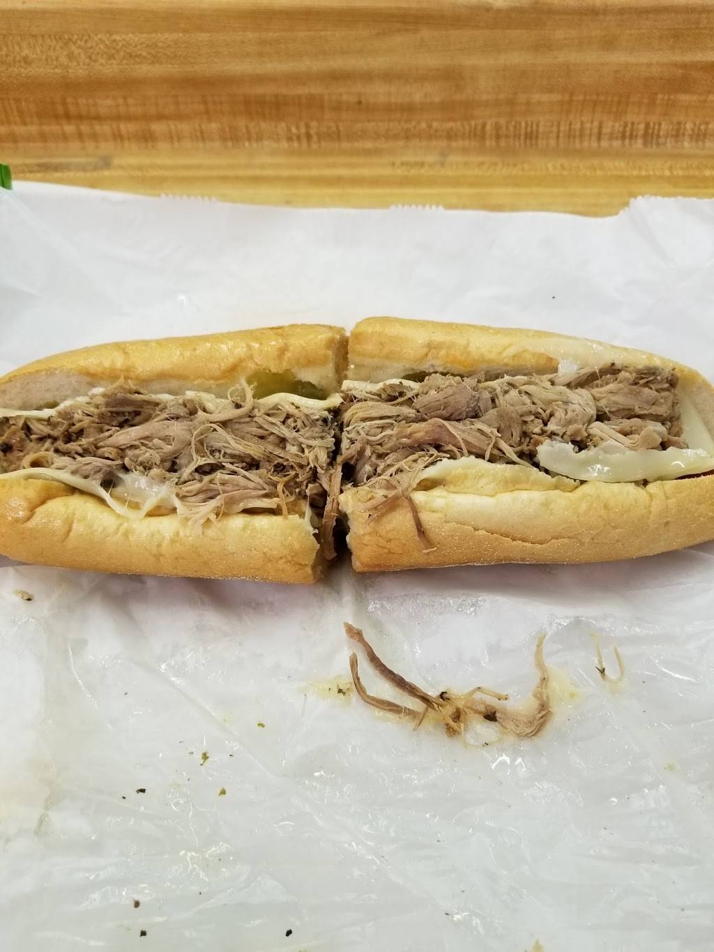 Johns Village Market | meal takeaway | 1 Pennsylvania Ave, Wayne, PA 19087, USA | 6106882633 OR +1 610-688-2633