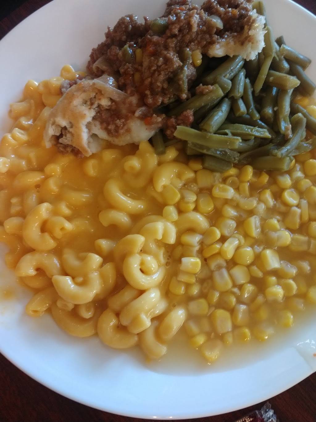 M & J Home Cooking Oxford | restaurant | 219 Colonial Dr, Oxford, AL 36203, USA | 2564032923 OR +1 256-403-2923