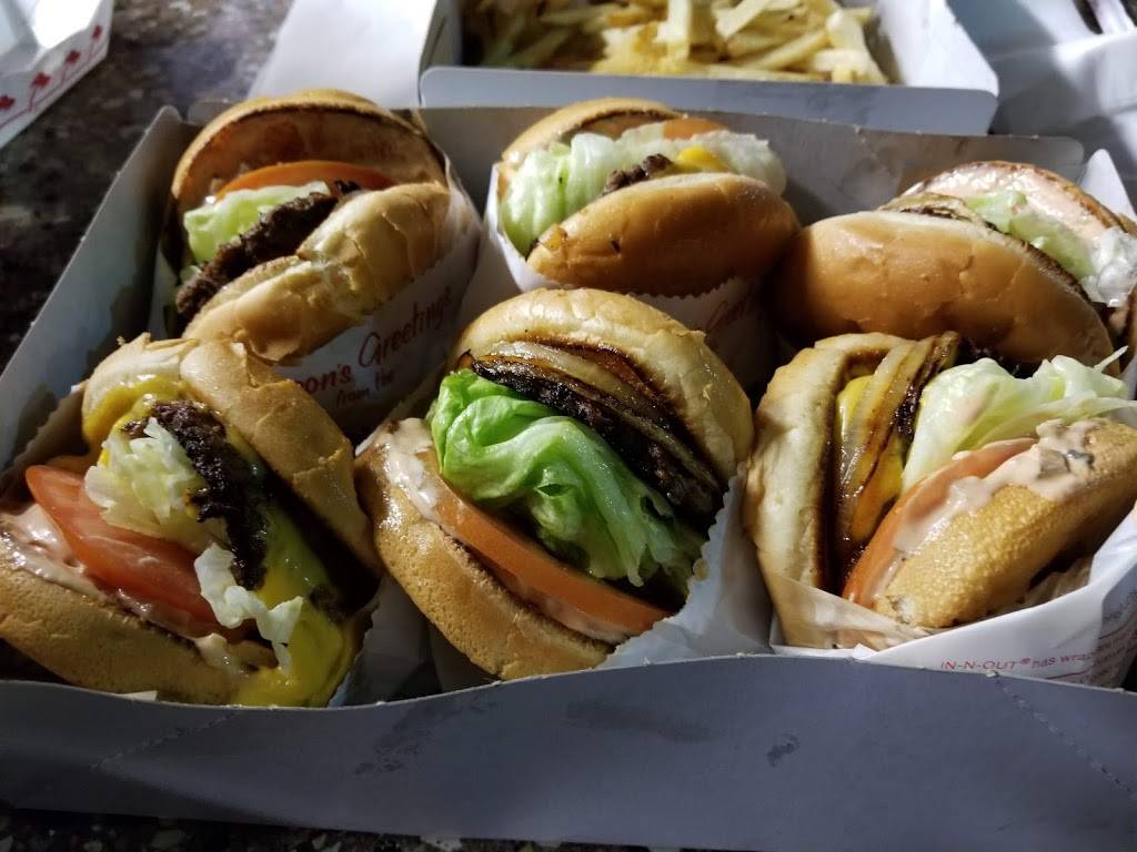In-N-Out Burger | restaurant | 21133 Golden Springs Dr, Diamond Bar, CA 91765, USA | 8007861000 OR +1 800-786-1000