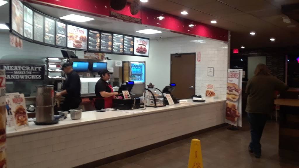 Arbys | restaurant | 320 W Mission Ave, Escondido, CA 92025, USA | 7607471290 OR +1 760-747-1290