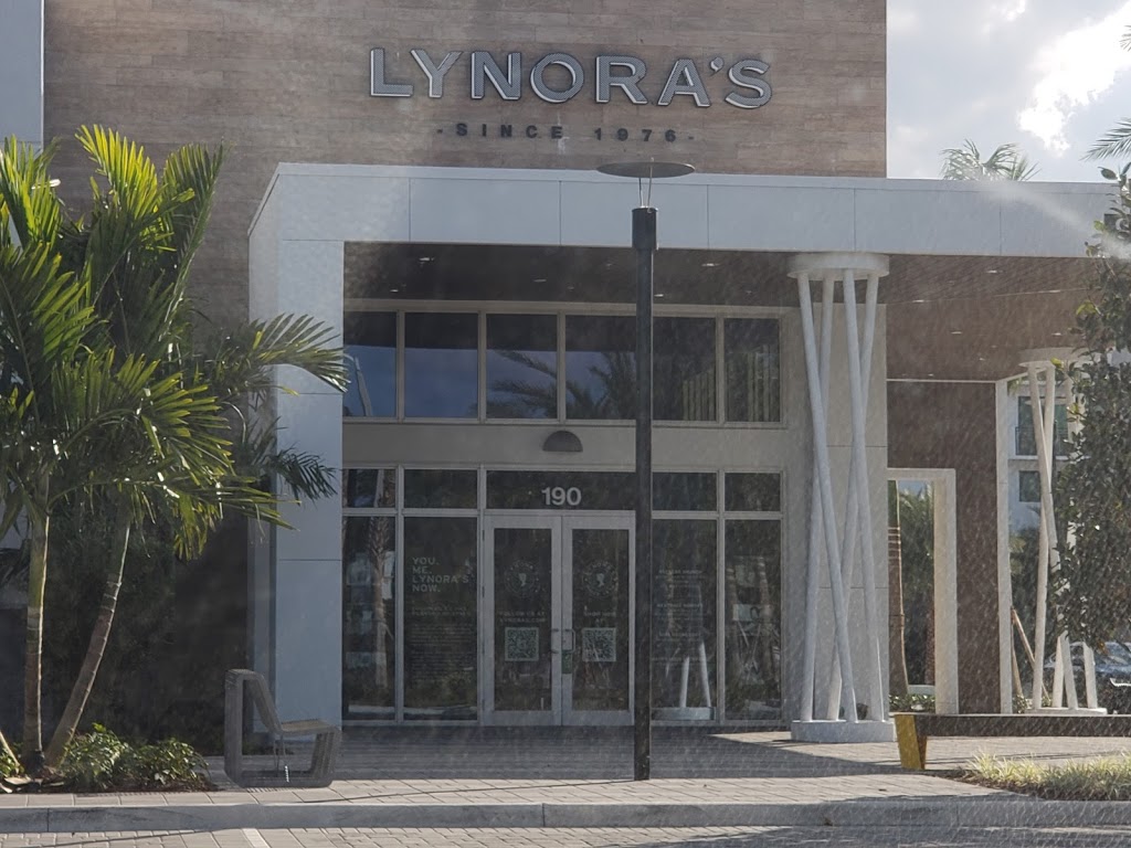 Lynoras Boca | restaurant | 9560 Glades Rd Suite 190, Boca Raton, FL 33434, USA | 5617202987 OR +1 561-720-2987
