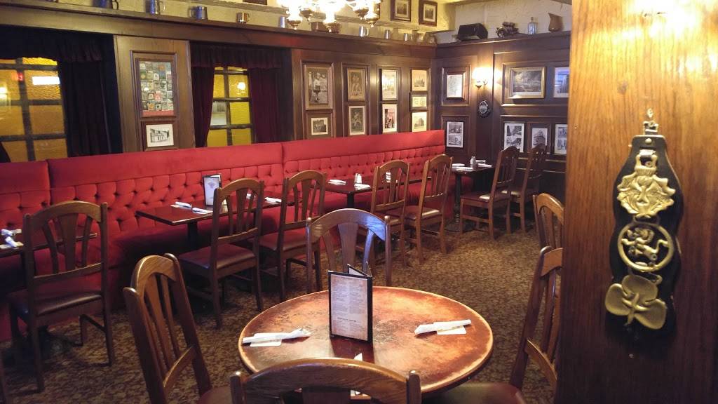 The Queens Head British Pub | restaurant | 118 Dunn St, Oakville, ON L6J 3E1, Canada | 9058423070 OR +1 905-842-3070