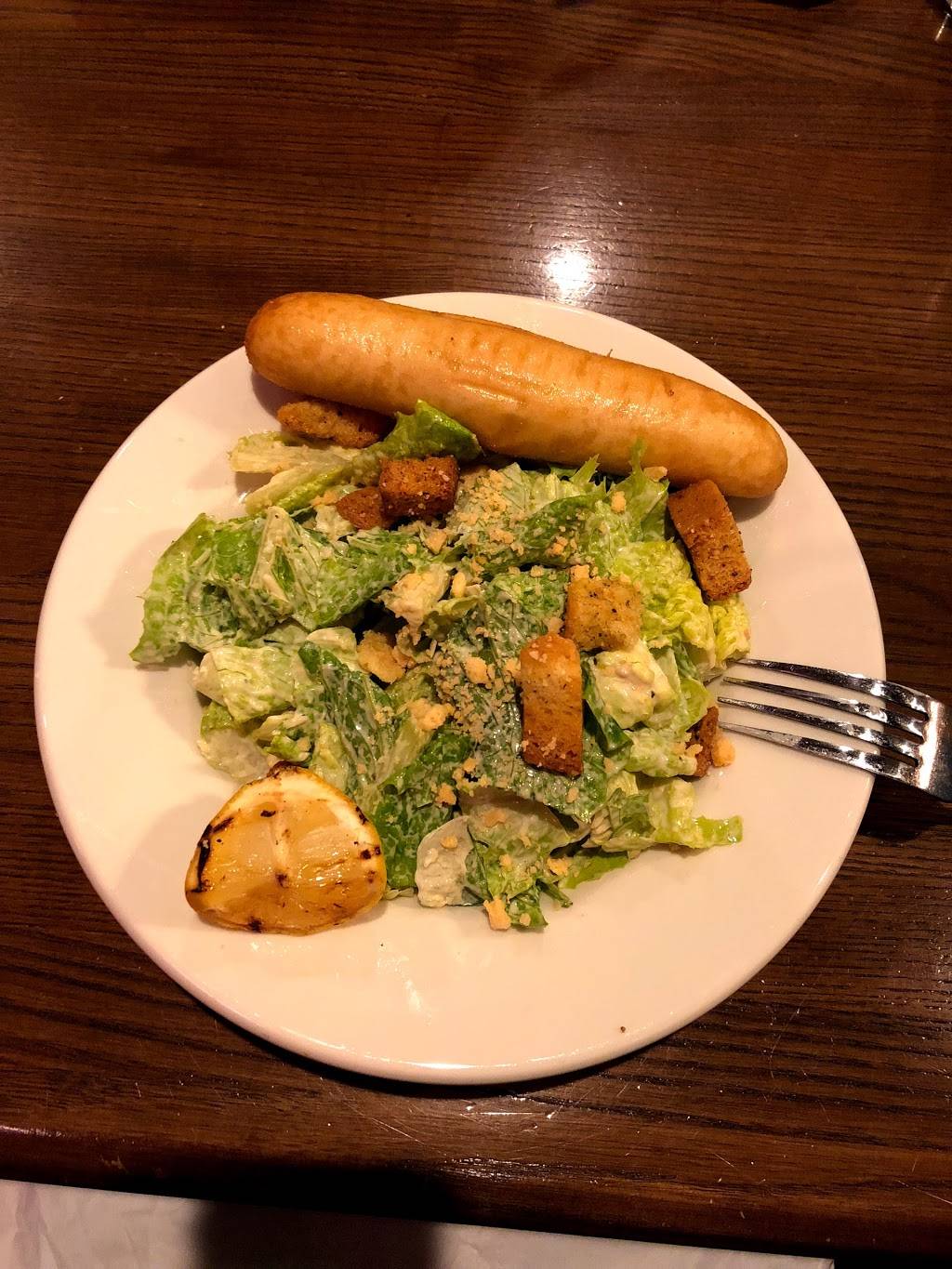 TGI Fridays | restaurant | 2201 75th St, Darien, IL 60561, USA | 6304340290 OR +1 630-434-0290