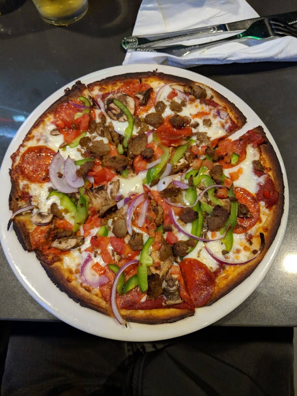 Oggis Sports|Brewhouse|Pizza | restaurant | 1173 E 19th St, Upland, CA 91784, USA | 9099498868 OR +1 909-949-8868