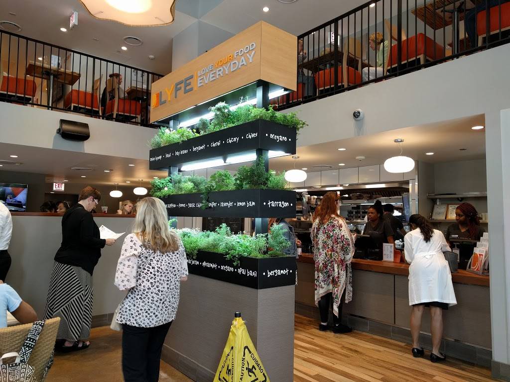 LYFE Kitchen | cafe | 270 E Ontario St, Chicago, IL 60611, USA | 3129331035 OR +1 312-933-1035
